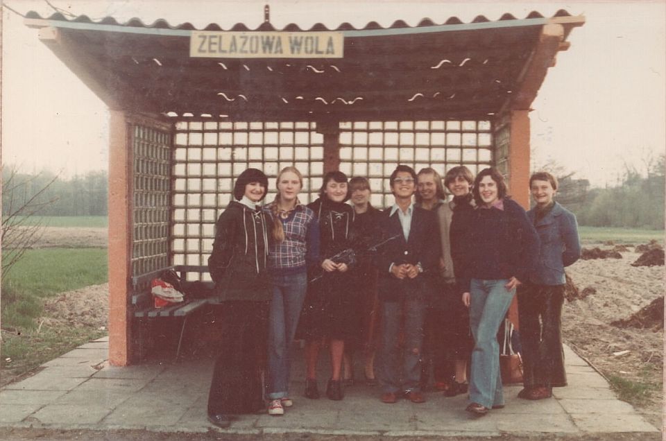 ザラゾワボーラ村の子供達と